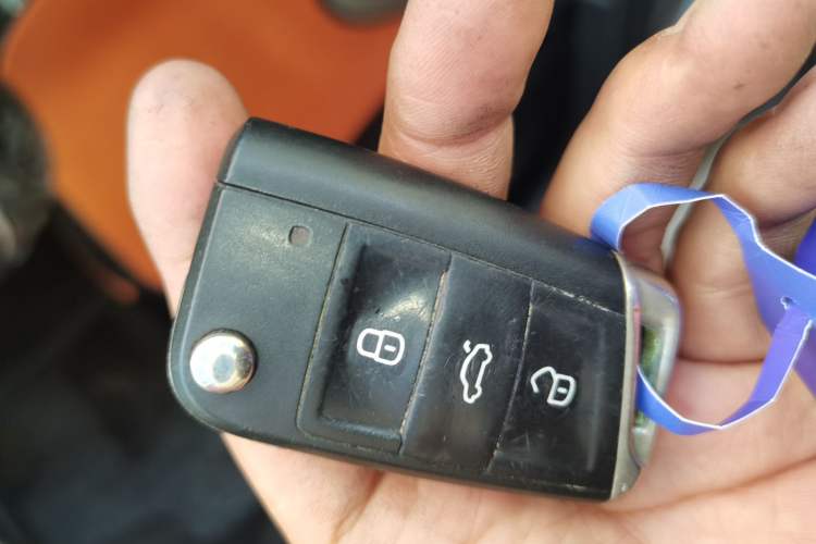 Used Volkswagen Golf 2016 230TSI Automatic Luxury Version Vehicle Key