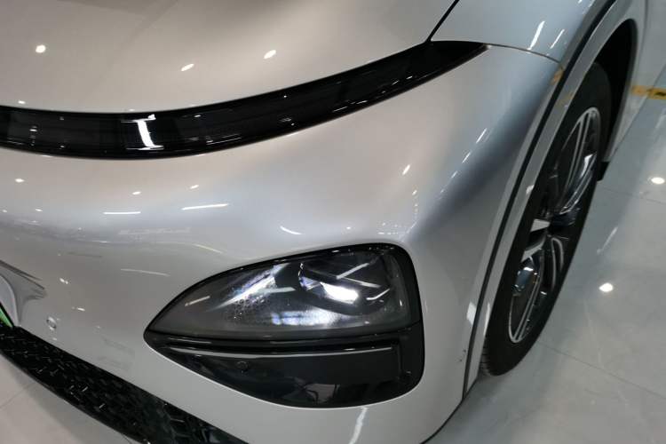 Used XPeng G6 2023 755 Ultra-Long Range Pro Left Front Headlight