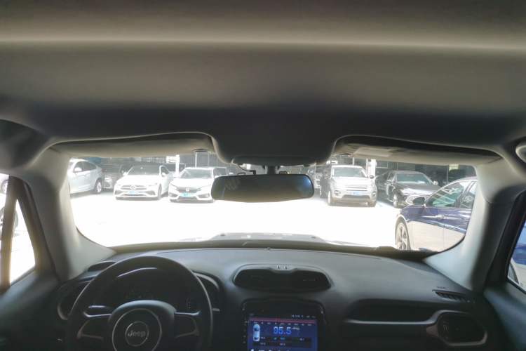 Used Jeep Renegade 2017 180T Automatic Kinetic Edition+