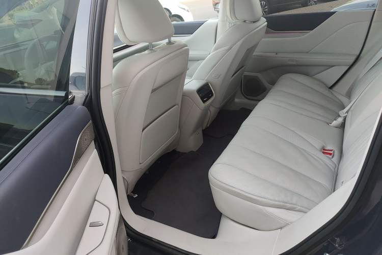 Used Buick L7 2025 Model Aivia Left Rear Seat