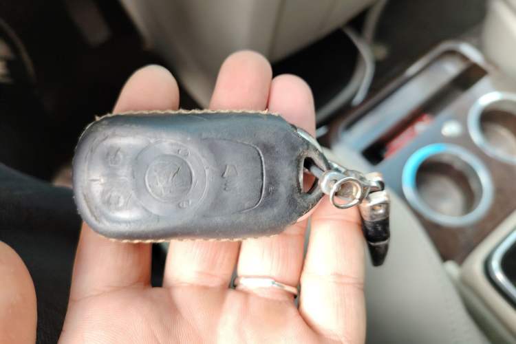 Used Buick GL8 2017 ES 28T Comfort Model China V Standard
