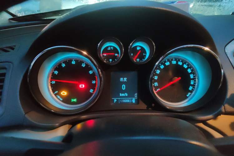 Used Buick Regal 2011 2.0L Comfort Edition Instrument Cluster