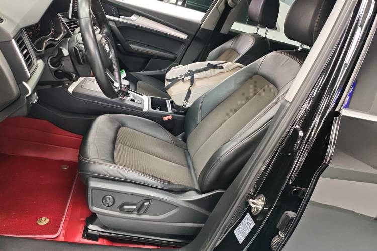 Used Audi Q5L 2018 40 TFSI Prestige Fashion Edition China V Left Front Seat