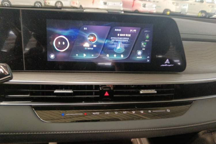 Used Chery Fengyun A8 2025 Model 70km Standard Version