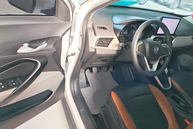 Used Baojun 510 2019 1.5L Manual Jingxiang Model 73kW China VI Emission Standard
