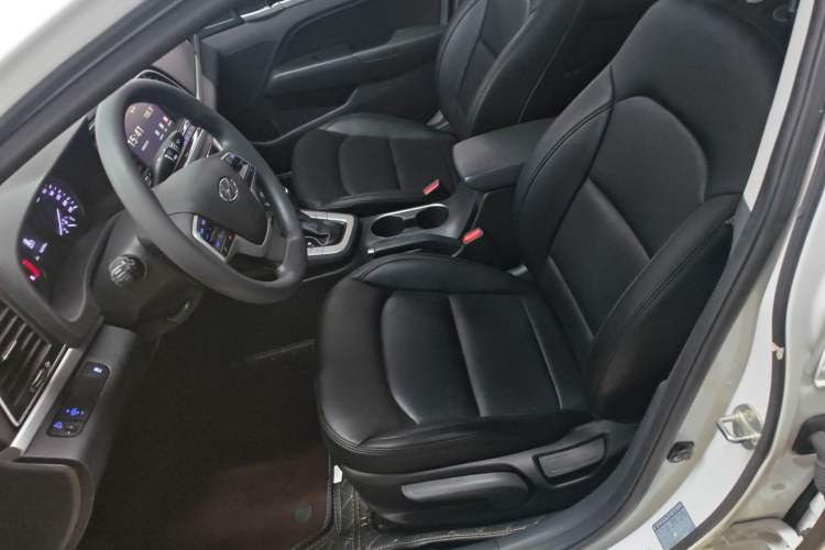 Used Hyundai Elantra (6th Generation / Lingdong) 2016 1.6L Automatic ZhiXuan – Elite Version Left Front Seat