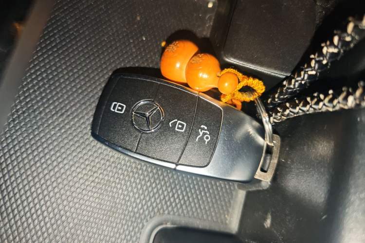 Used Mercedes-Benz GLB 2022 Updated GLB 200 Fashion Edition