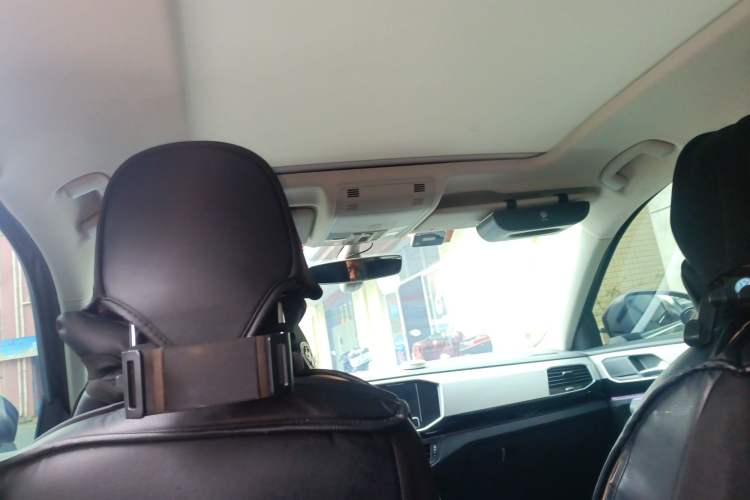 Used Volkswagen Tayron 2020 330TSI Two-Wheel Drive Luxury Smart Connectivity Version