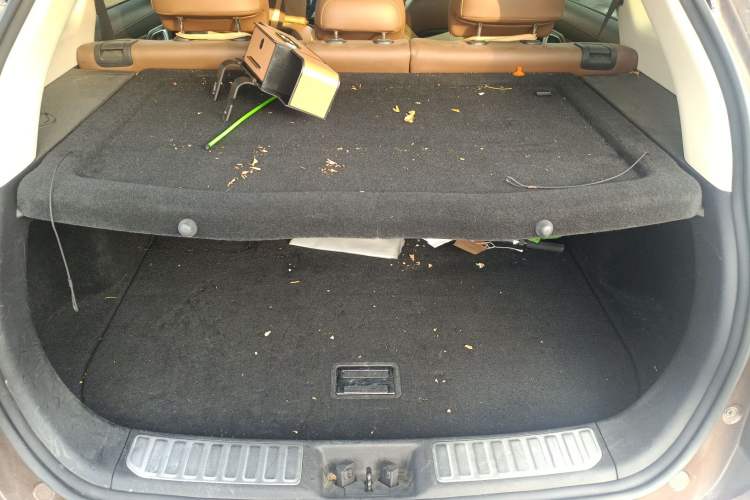 Used Geely Auto Emgrand X7 Sport 2016 1.8TD Automatic ZhiZun Version
