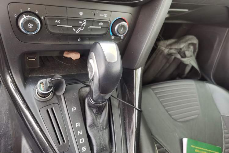 Used Ford Focus 2018 Hatchback Classic 1.6L Automatic Trendy SmartDrive Edition