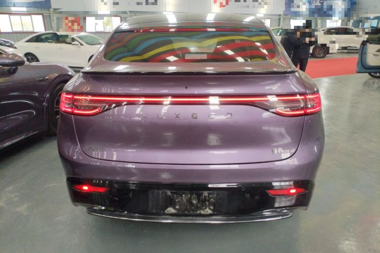 Used Hima Luxeed R7 2024 All-Electric 736 km Ultra
