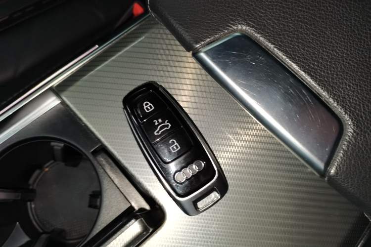 Used Audi A6L 2022 45 TFSI Prestige Elegant Edition
