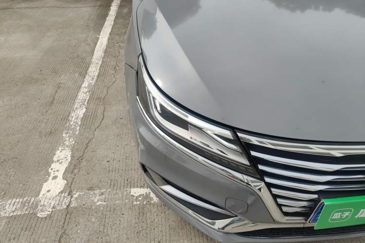 Used Roewe i6 2017 20T Automatic Internet ZhiZun Edition