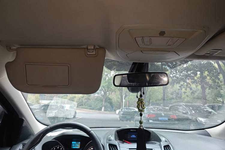 Used Ford Kuga 2015 1.5L GTDi Two-Wheel Drive Fashion Edition
