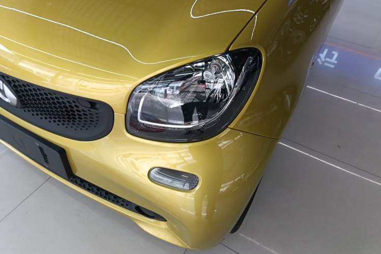 Used smart fortwo 2018 1.0L 52kW Hardtop Dynamic Version China V Left Front Headlight