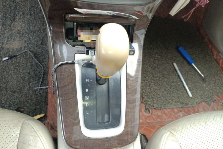 Used Nissan Sylphy 2012 1.6 XL CVT Luxury Edition Gear Lever