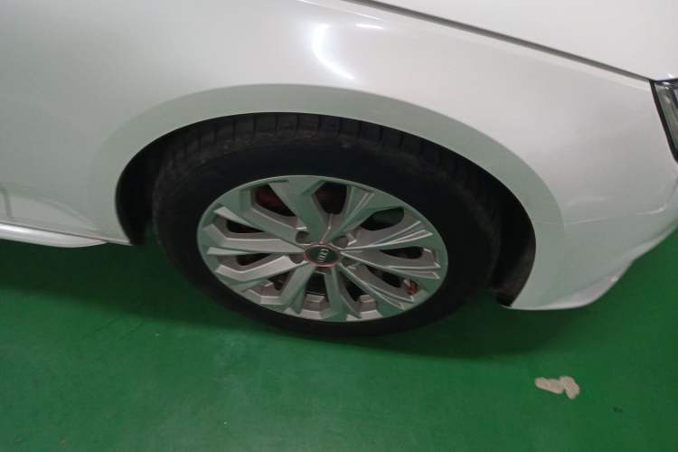 Used Audi A4L 2017 Plus 40 TFSI Ambition Model Right Front Wheel Hub