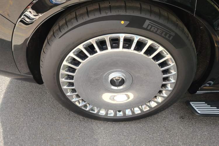 Used VOYAH Titan 2026 Model Max+ Exterior 5