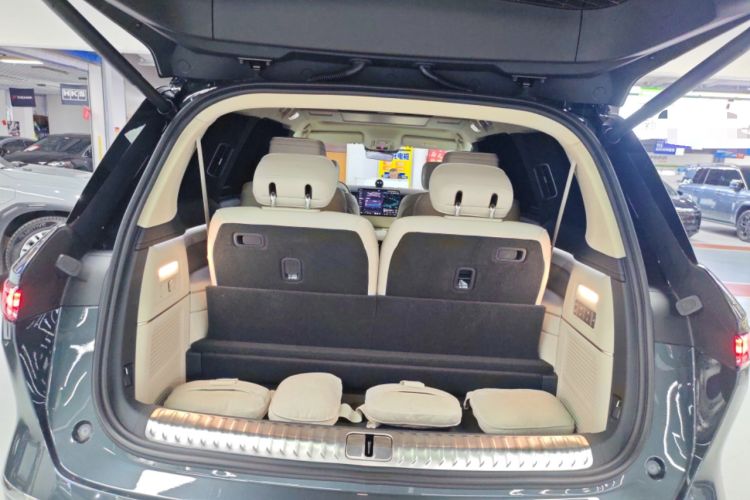 Used Nio ES8 2026 Model 6-seat Executive Signature Edition Trunk