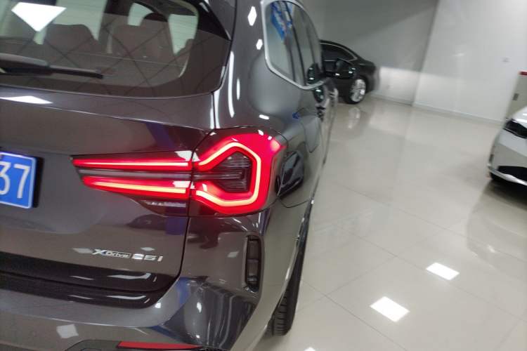 Used BMW X3 2023 xDrive25i M Sport Package
