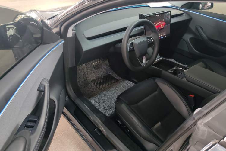 Used Tesla Model 3 2023 Rear-Wheel-Drive Version