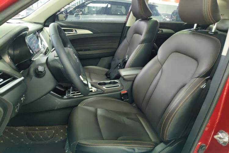 Used CHANGAN CS35PLUS 2018 1.6L Automatic Changlian Edition China V Standard