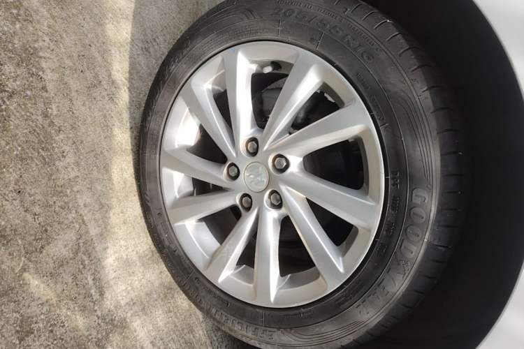 Used Buick Verano 2019 Sedan 15S Automatic Leading Model