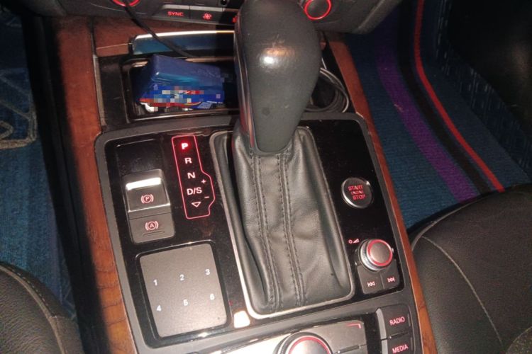 Used Audi A6L 2018 30th Anniversary Edition 35 TFSI Sport Edition Gear Lever