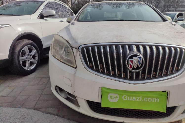 Used Buick GT 2013 GT 1.6L Automatic Fashion Edition Right Front Headlight