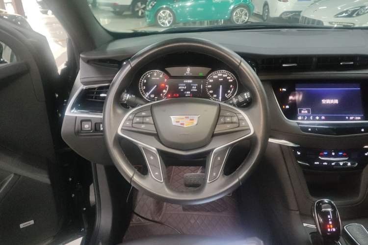 Used Cadillac XT5 2023 2.0T Two-Wheel-Drive Fashion Edition