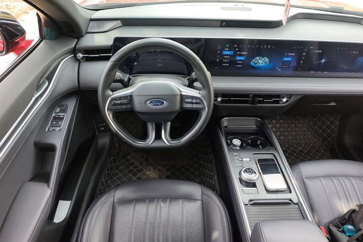 Used Ford Mondeo 2023 EcoBoost 245 Ultimate Model Steering Wheel