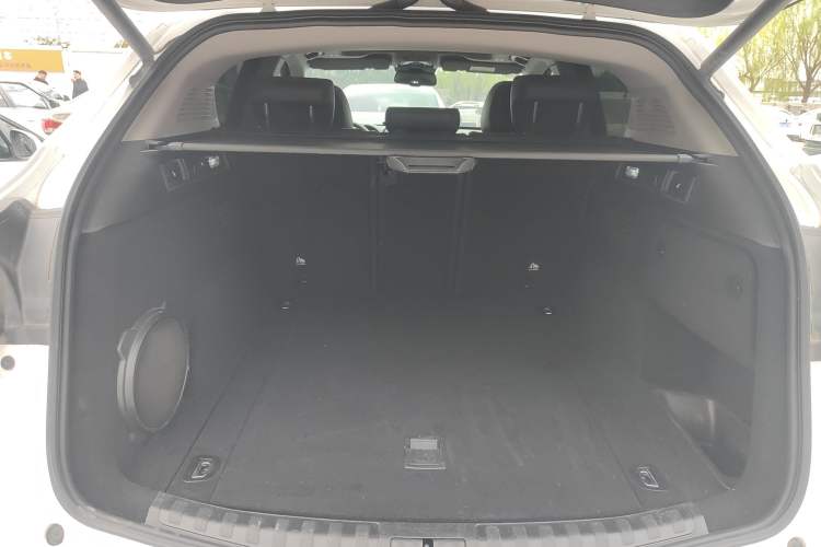 Used Alfa Romeo Stelvio 2017 2.0T 200HP Luxury Edition
