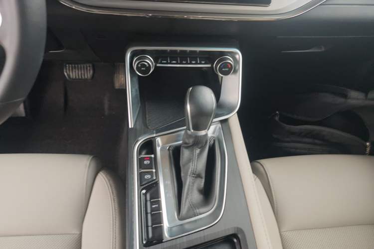 Used Geely Auto Binray 2018 14T CVT Binyi Edition
