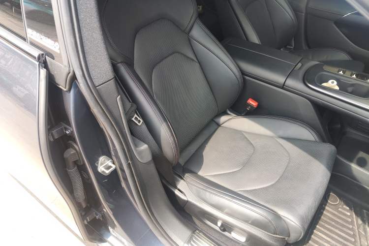 Used Xiaomi Auto SU7 2024 Rear-Drive Standard Founder Edition