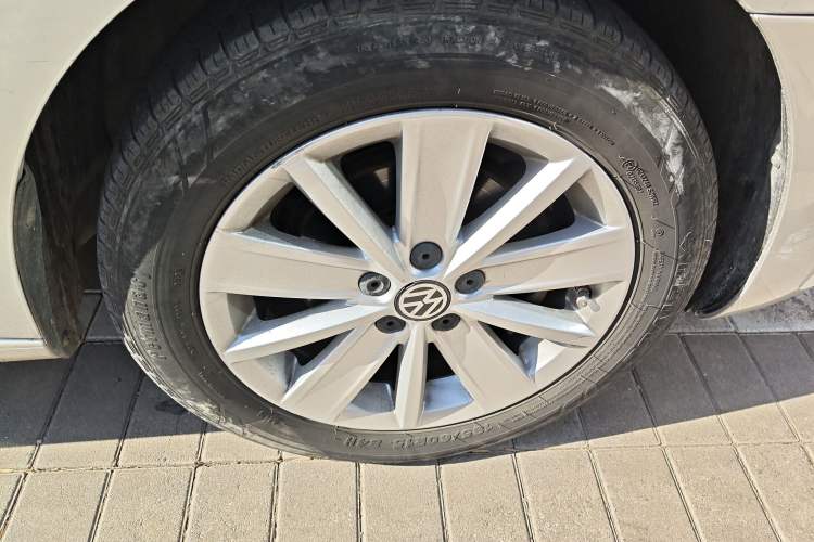 Used Volkswagen Jetta 2015 Zhuihui Edition 1.6L Manual Comfort Model