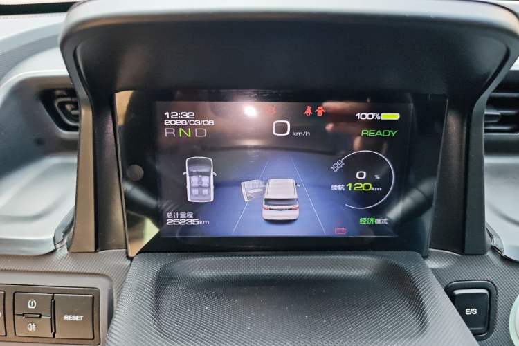 Used Wuling Hongguang MINIEV 2021 Macaron Fashion Model Lithium Iron Phosphate