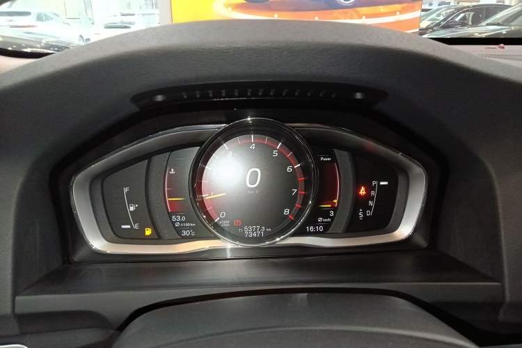 Used Volvo S60 2017 S60L T4 Smart Range Edition Instrument Cluster