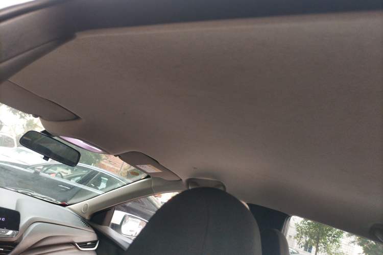 Used Chevrolet Cavalier 2022 325T Automatic Enjoyment Edition Headliner