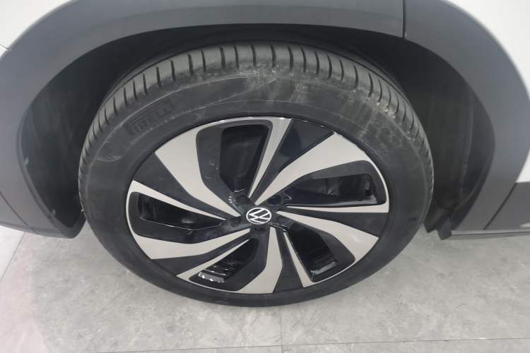 Used Volkswagen ID.6 CROZZ 2021 Long-Range PURE+ Edition Exterior 5