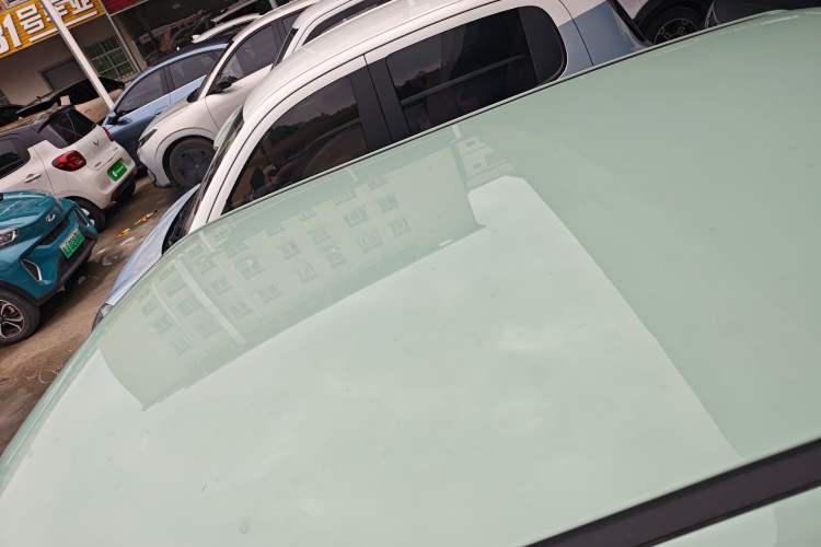 Used CHANGAN NEVO Lumin 2025 205 km Xiangqin Version Roof