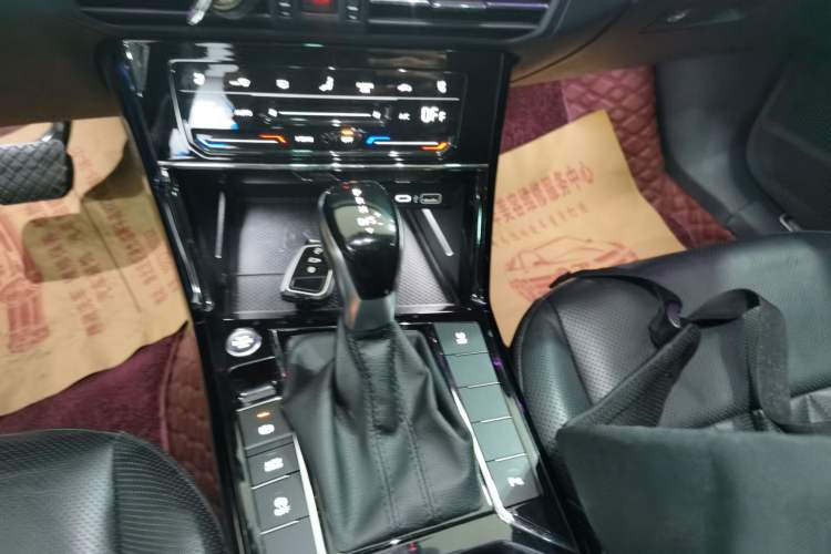 Used Volkswagen Passat 2021 330TSI Luxury Edition
