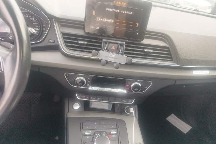 Used Audi Q5L 2018 40 TFSI Prestige Edition China VI Emission Standard