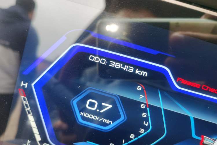 Used Haima 7X 2020 1.6 TGDI Automatic Flagship Model Odometer Close Up