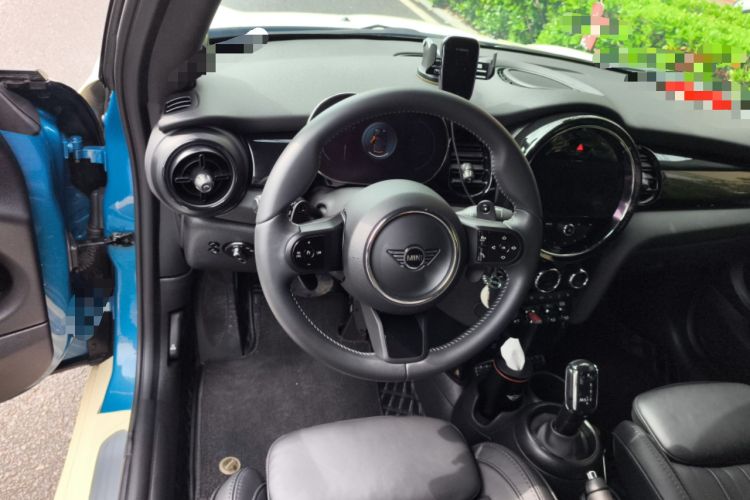 Used MINI 2023 Second Facelift 2.0T COOPER S CABRIO Artist Steering Wheel