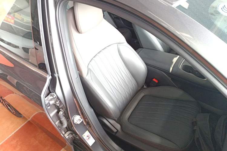 Used Changan Eado 2026 Model, Fourth Generation, 1.5T 500Bar Smart Enjoyment Edition
