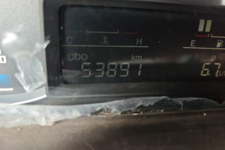 Used Baojun 730 2014 1.5L manual Comfort version 7 seats
