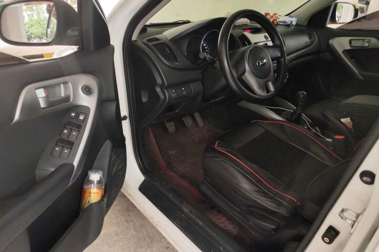 Used Kia Forte 2014 1.6L MT GL Driver Seat