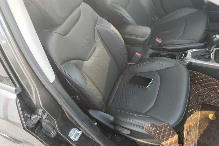 Used Jeep Compass 2017 200T Automatic Family Edition