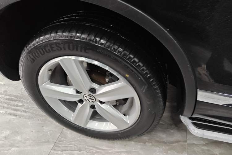 Used Volkswagen Touareg 2018 3.0 TSI Glory Collection Edition