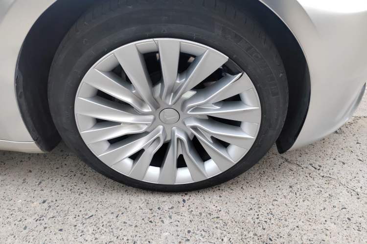 Used Tesla Model 3 2023 Rear-Wheel-Drive Version